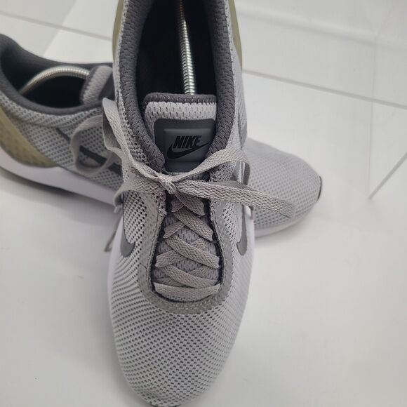 NIKE LUNARESTOA 2 ESSENTIAL, 811372-002, Gray, Men's Running Shoes, Size 13 - Picture 7 of 11